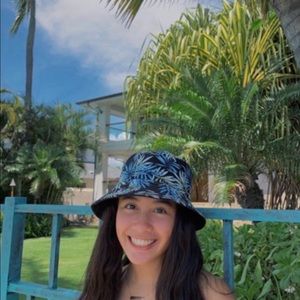 meet your Posher, tori